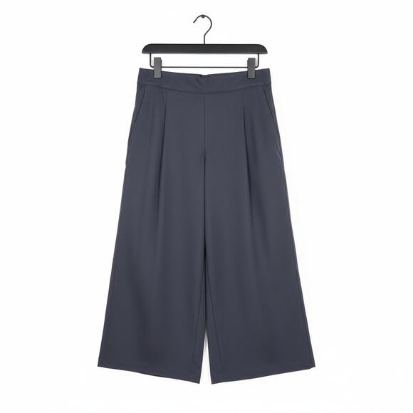 The North Face Gray Relaxed Fit Standard Wide Pants NWT Size 12 - Picture 3 of 10